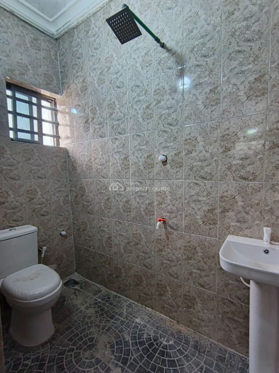2 Bedroom Flat, Ginti Axis, Ikorodu, Lagos, Flat / Apartment for Rent