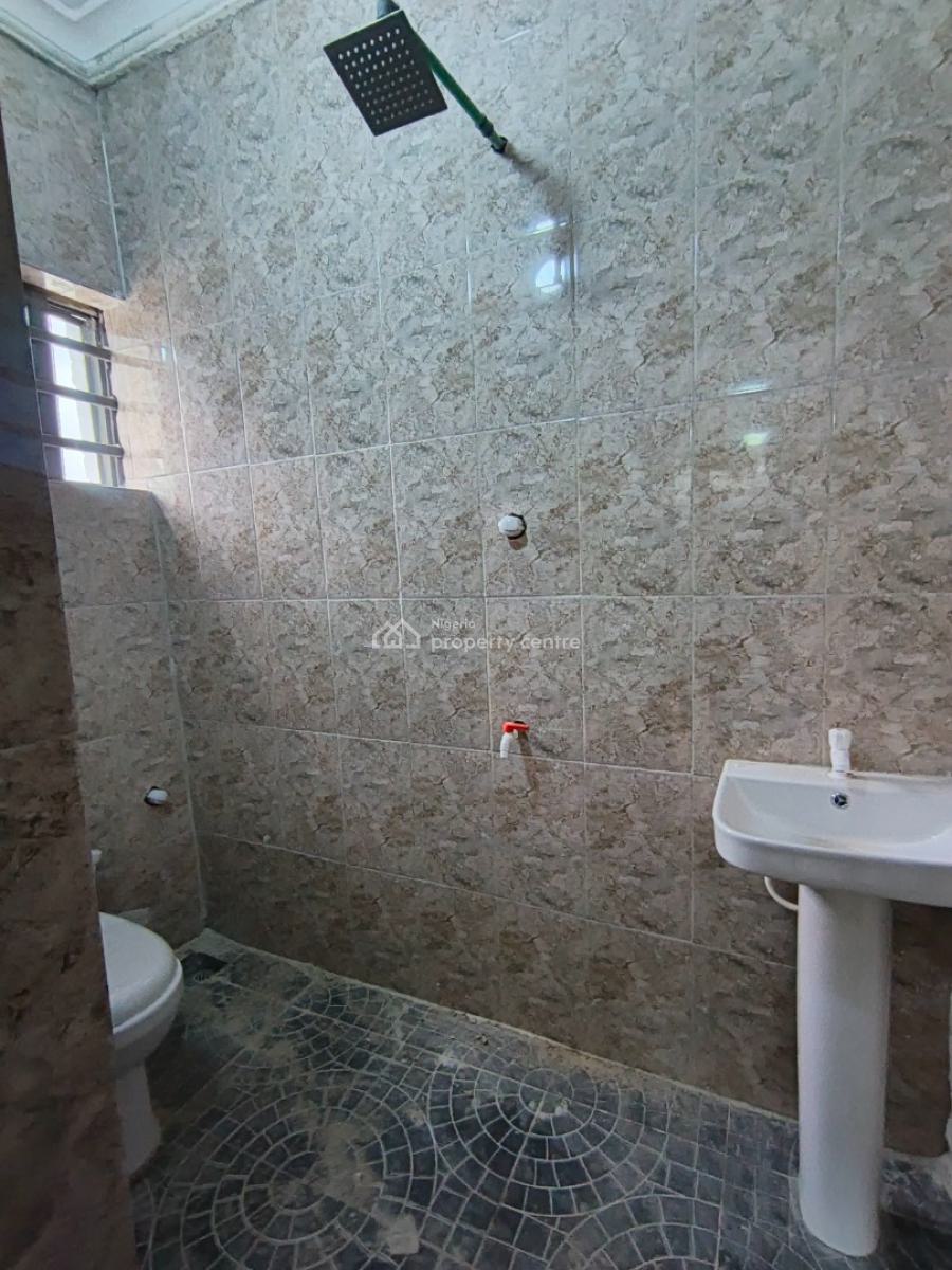 2 Bedroom Flat, Ginti Axis, Ikorodu, Lagos, Flat / Apartment for Rent