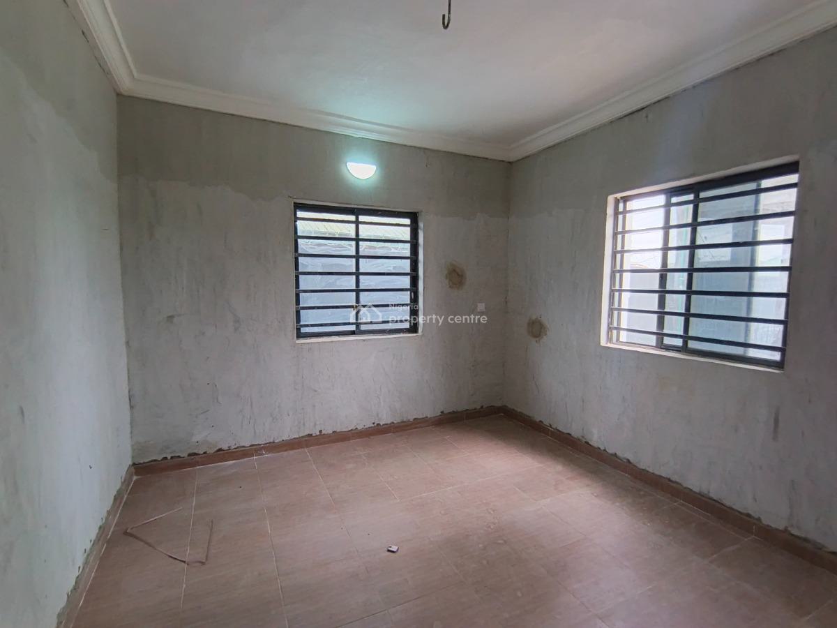 2 Bedroom Flat, Ginti Axis, Ikorodu, Lagos, Flat / Apartment for Rent