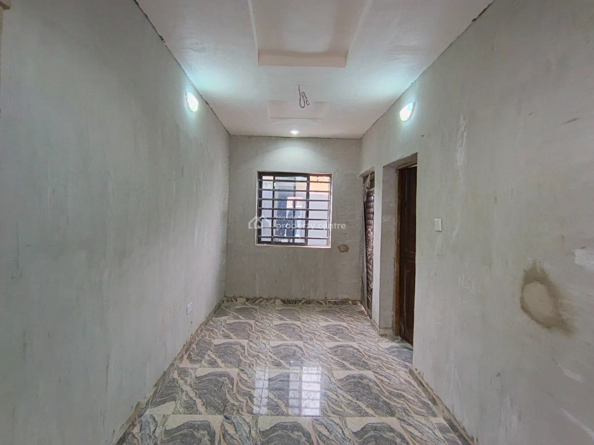 2 Bedroom Flat, Ginti Axis, Ikorodu, Lagos, Flat / Apartment for Rent