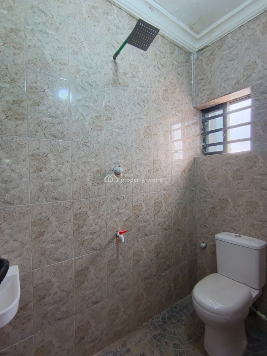 2 Bedroom Flat, Ginti Axis, Ikorodu, Lagos, Flat / Apartment for Rent