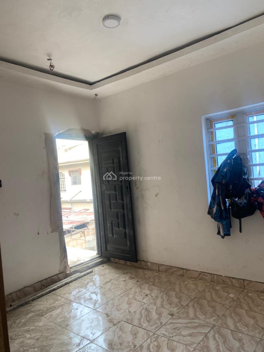 Executive Standard 2 Bedroom Flat, Off Diya, Gbagada, Lagos, Flat / Apartment for Rent