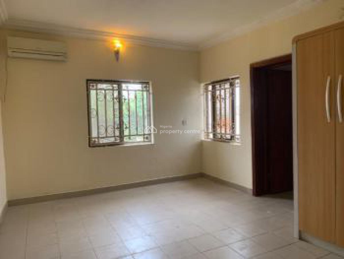 a Very Good Spacious & Serviced 3bedroom Flat + 1bq, Wuse2 Abuja ( Video Is Attached) for Office Use Only., Wuse 2, Abuja, Office Space for Rent