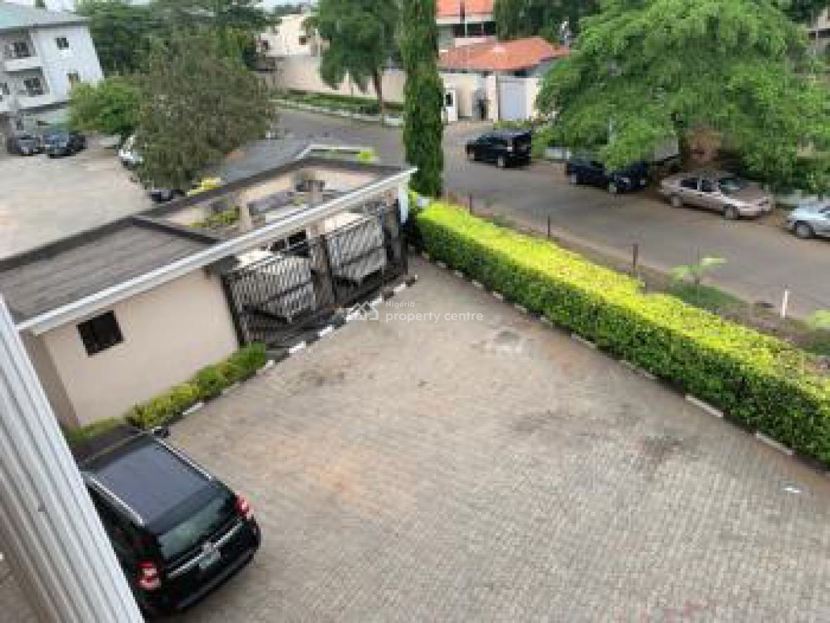 a Very Good Spacious & Serviced 3bedroom Flat + 1bq, Wuse2 Abuja ( Video Is Attached) for Office Use Only., Wuse 2, Abuja, Office Space for Rent