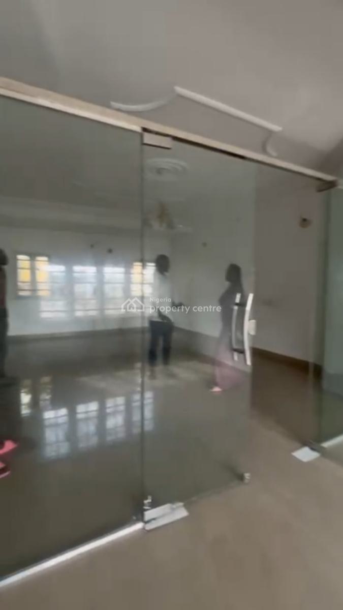 Nice 2 Bedroom Flat, Utako, Utako, Abuja, Flat / Apartment for Rent
