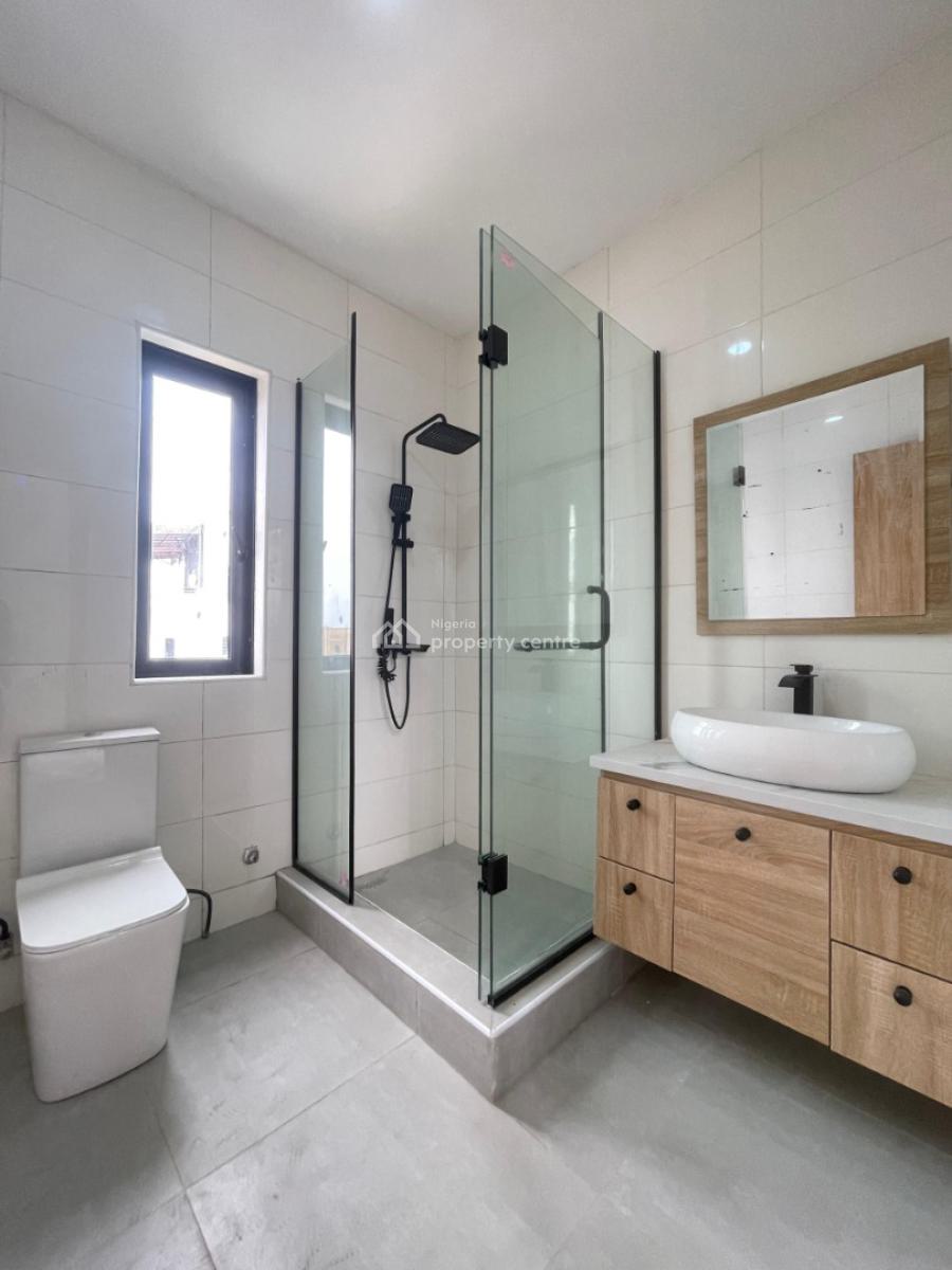 2 Bedrooms Apartment with Bq Perfect for Airbnb Business, Lekki Phase 1, Lekki, Lagos, Flat / Apartment for Sale