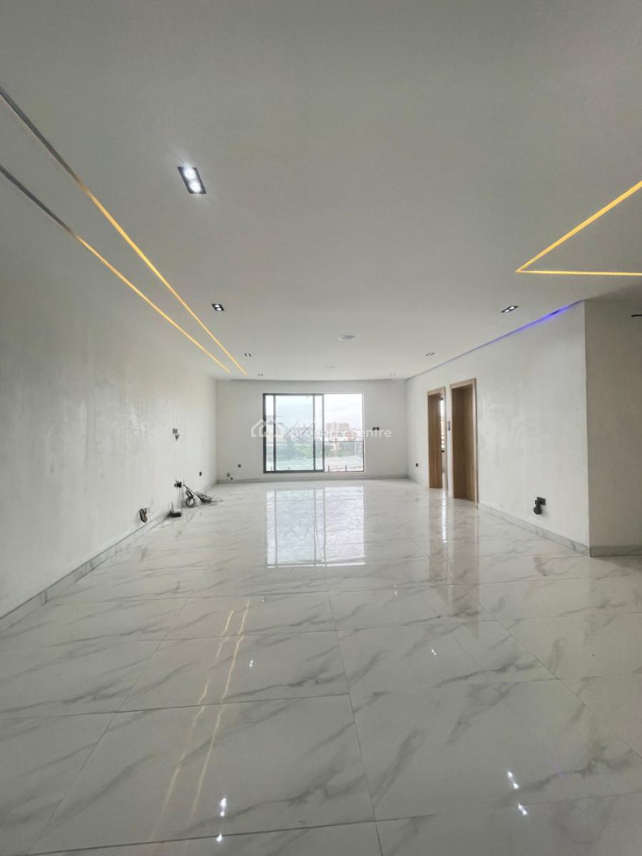 2 Bedrooms Apartment with Bq Perfect for Airbnb Business, Lekki Phase 1, Lekki, Lagos, Flat / Apartment for Sale