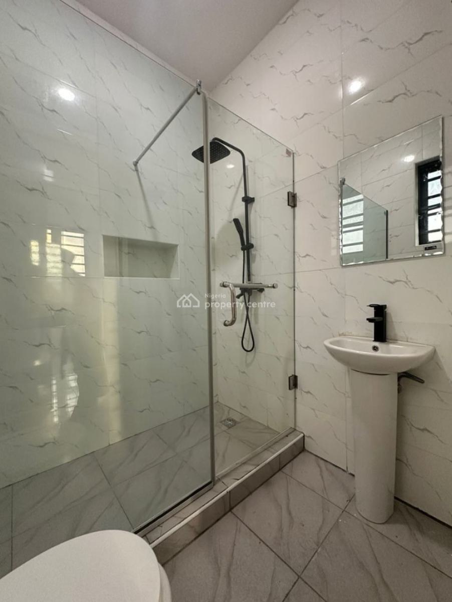 Spaciously Built 2bedroom Apartment, Ologolo, Lekki, Lagos, Flat / Apartment for Rent