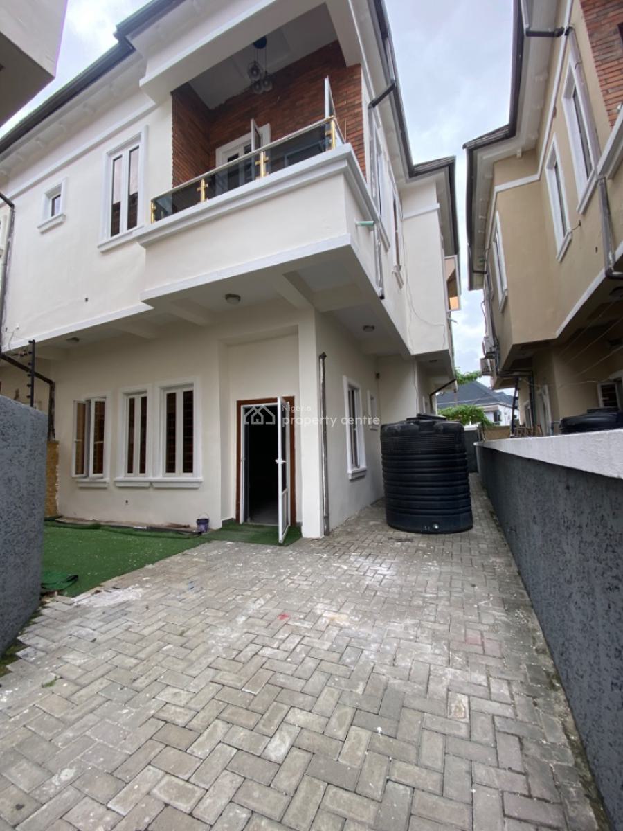 4 Bedrooms Semi Detached Duplex, Graceforth Estate, Chevron Alternative, Lekki, Lagos, Semi-detached Duplex for Sale