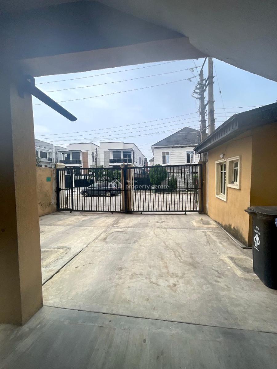Serviced 1 Bedroom Flat with Gas Cylinder ,ac,, Agungi, Lekki, Lagos, Flat / Apartment for Rent