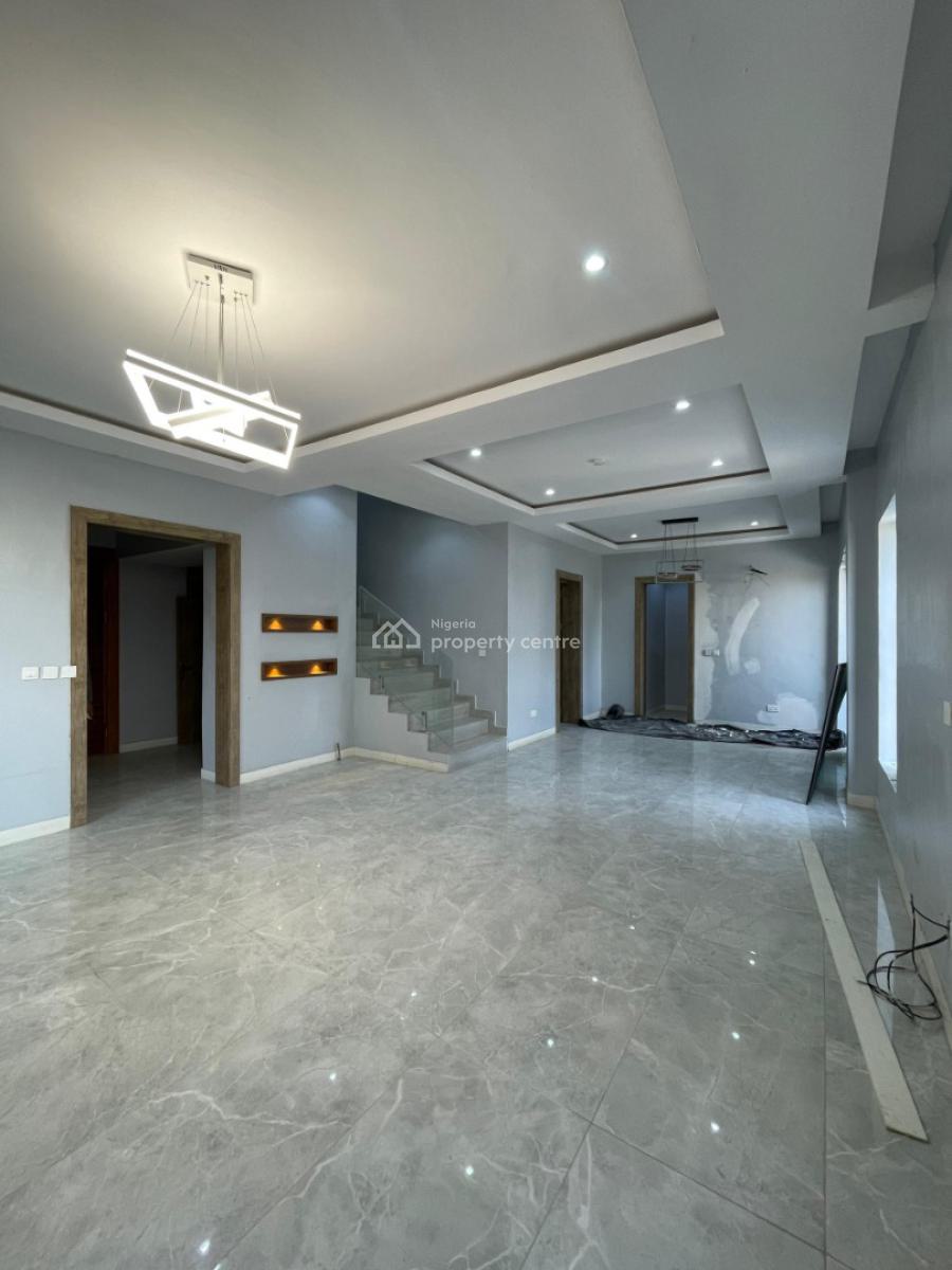 4 Bedroom Maisonette with Bq Jacuzzi Pool Gym Elevator, Lekki Phase 1, Lekki, Lagos, Flat / Apartment for Sale