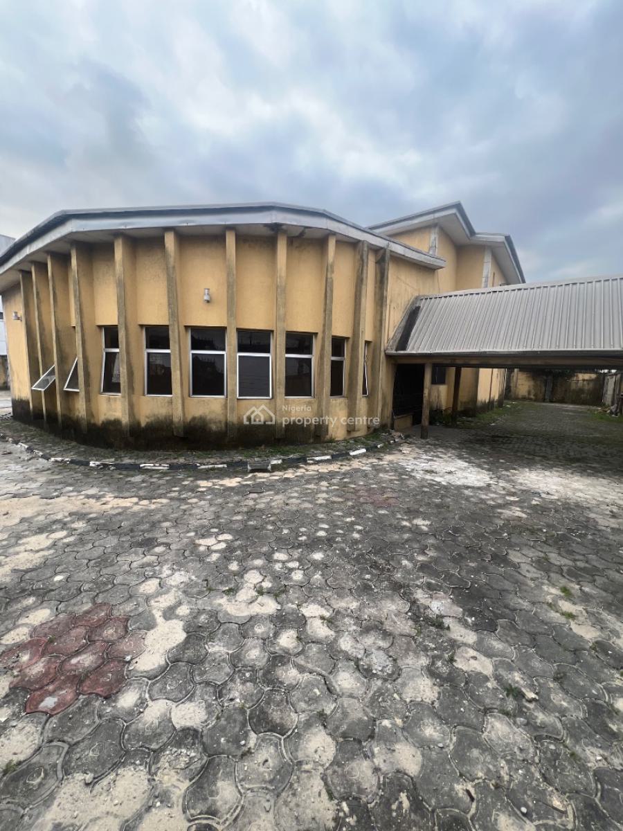 Commercial 5 Bedrooms Duplex, Facing Epe Express, Ajah, Lagos, Office Space for Rent