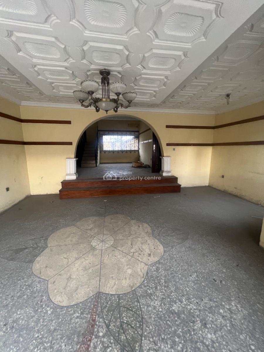 Commercial 5 Bedrooms Duplex, Facing Epe Express, Ajah, Lagos, Office Space for Rent