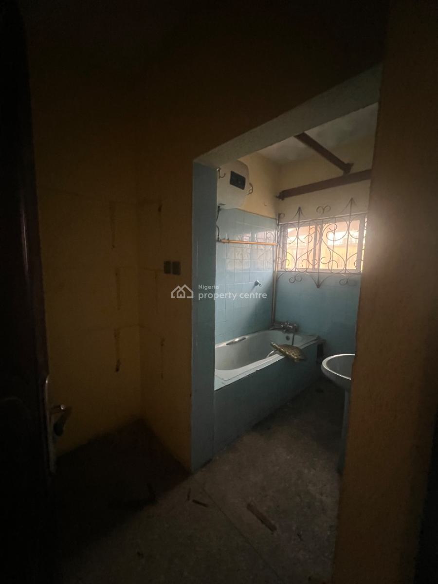 Commercial 5 Bedrooms Duplex, Facing Epe Express, Ajah, Lagos, Office Space for Rent