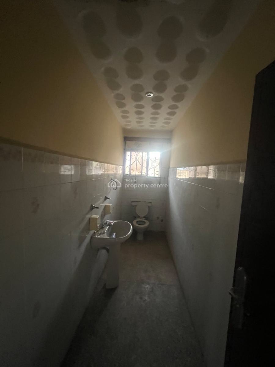 Commercial 5 Bedrooms Duplex, Facing Epe Express, Ajah, Lagos, Office Space for Rent
