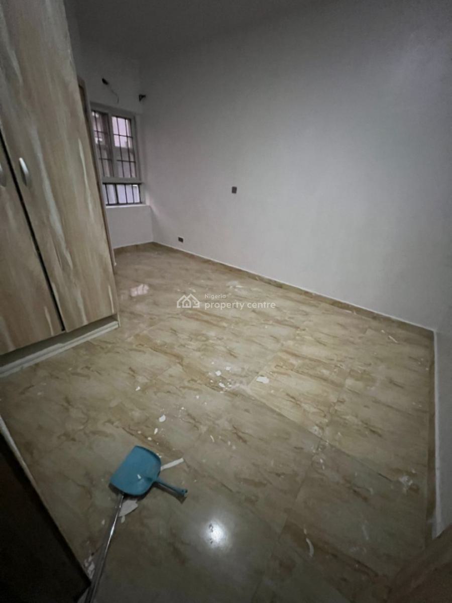 Spacious Fully Serviced Mini Flat with Standard Kitchen, Victoria Bay Estate Orchid Road Eleganza Bustop Lekki Lagos, Lekki, Lagos, Flat / Apartment for Rent