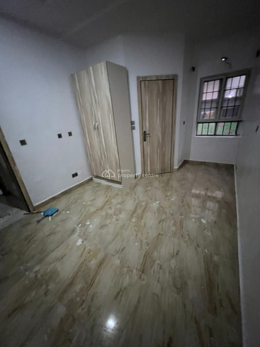 Spacious Fully Serviced Mini Flat with Standard Kitchen, Victoria Bay Estate Orchid Road Eleganza Bustop Lekki Lagos, Lekki, Lagos, Flat / Apartment for Rent