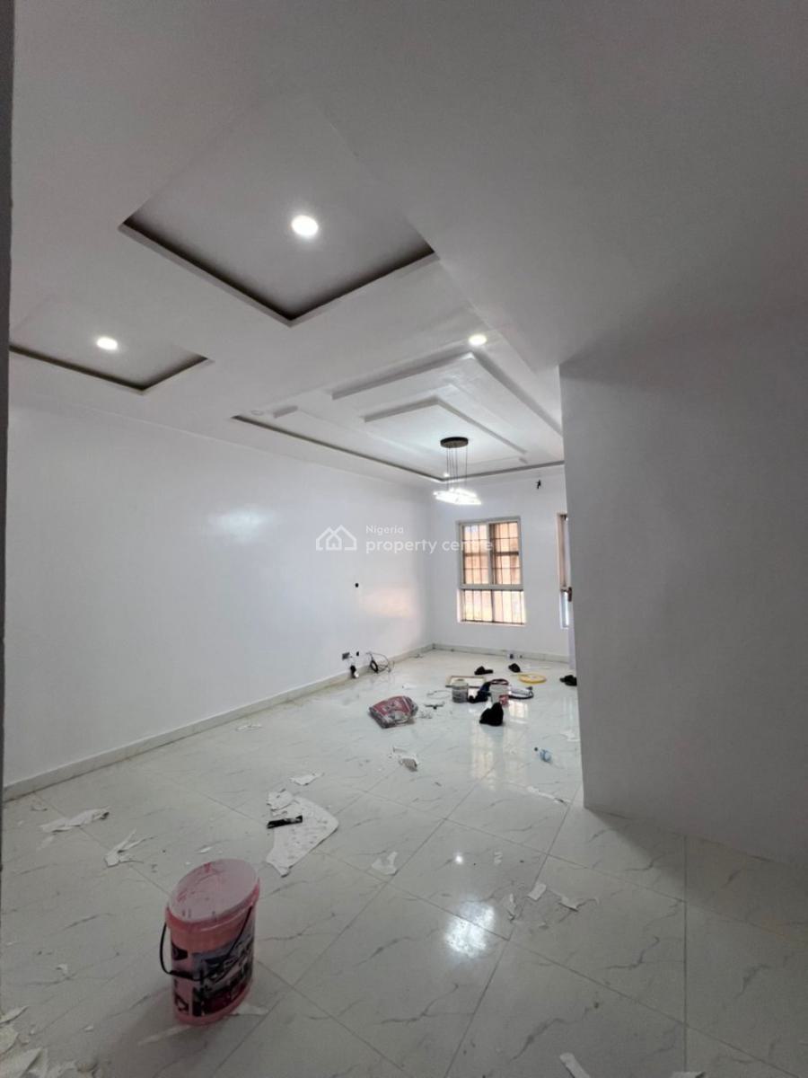 Spacious Fully Serviced Mini Flat with Standard Kitchen, Victoria Bay Estate Orchid Road Eleganza Bustop Lekki Lagos, Lekki, Lagos, Flat / Apartment for Rent
