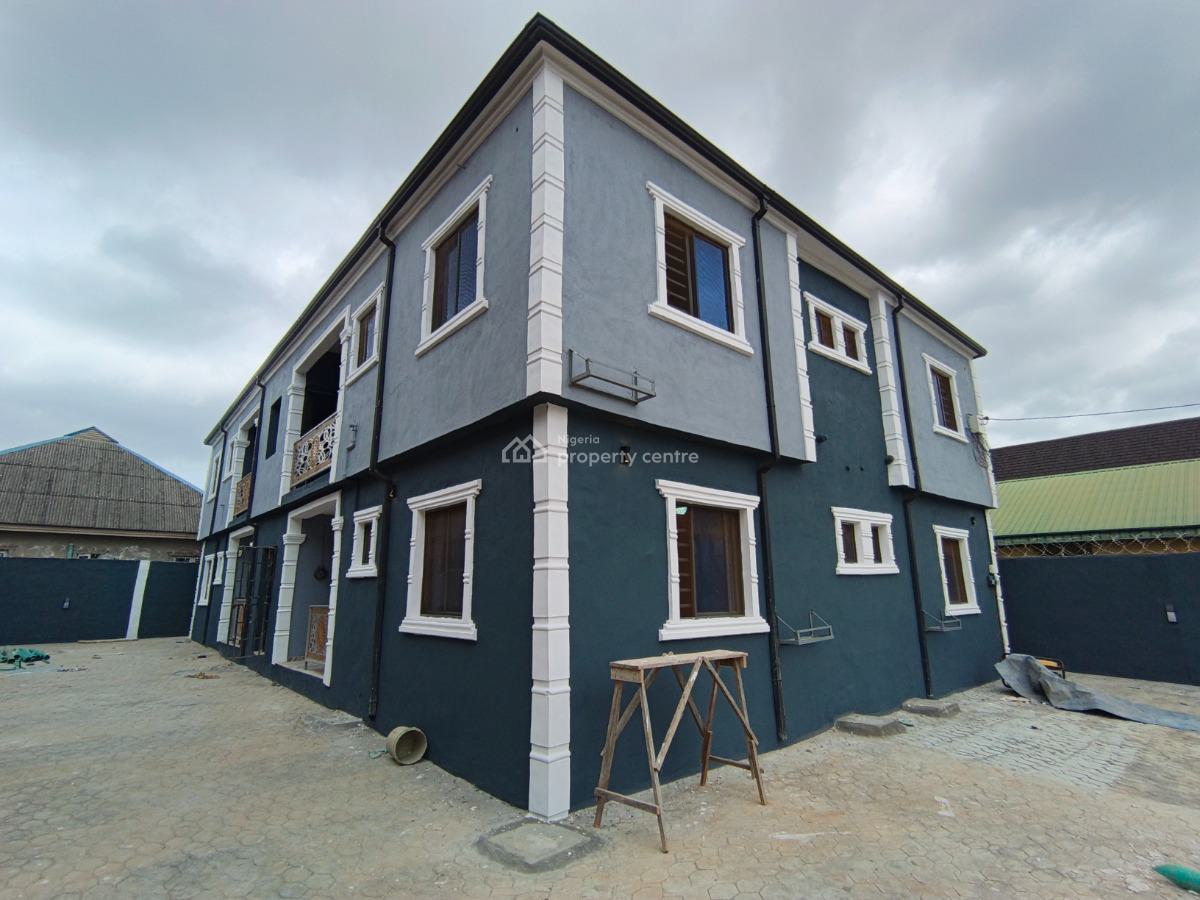 a Room. and Parlor, Ginti Axis, Ikorodu, Lagos, Mini Flat (room and Parlour) for Rent
