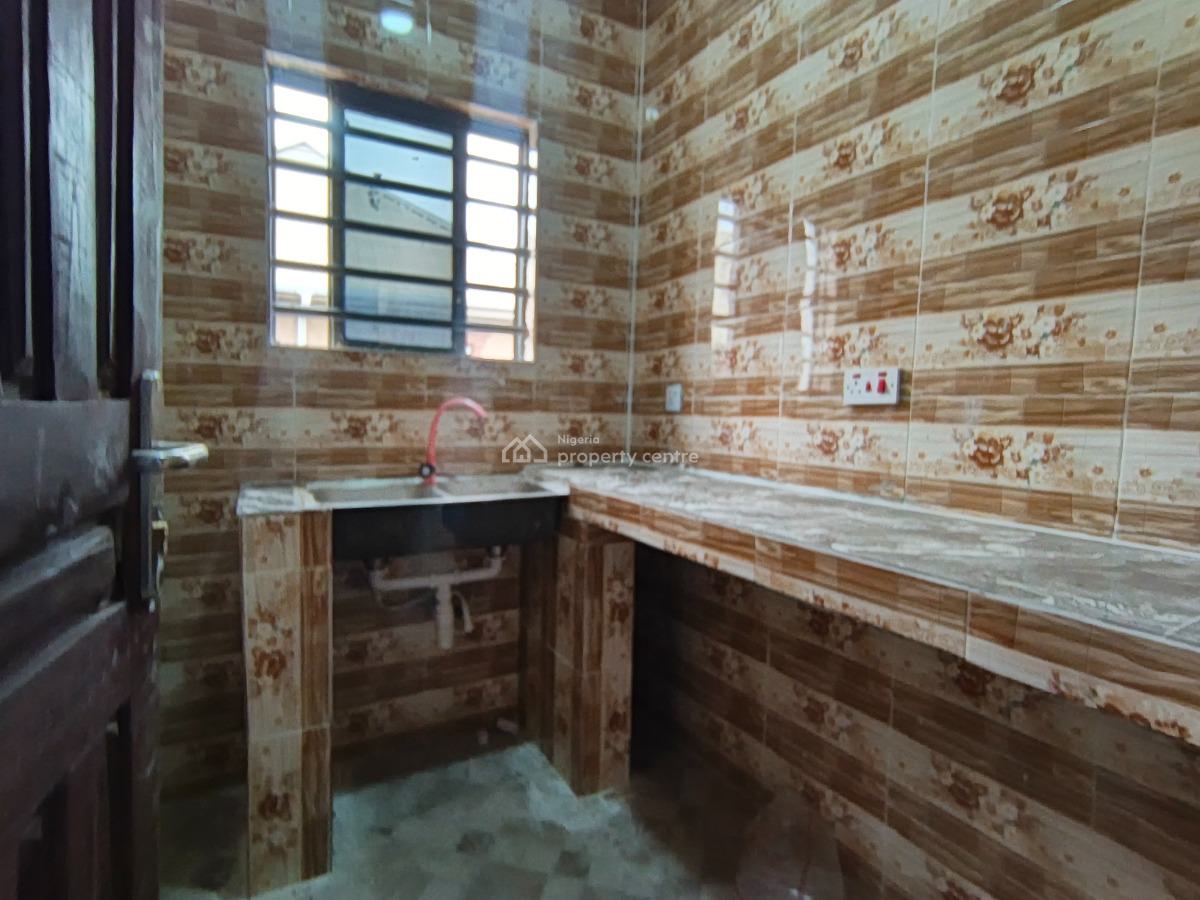 a Room. and Parlor, Ginti Axis, Ikorodu, Lagos, Mini Flat (room and Parlour) for Rent
