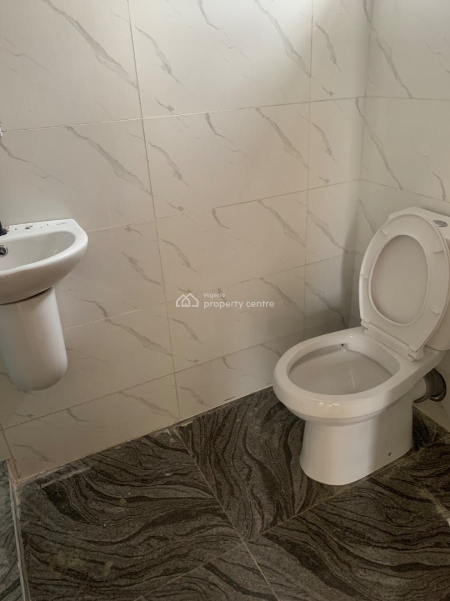 Newly Built Self Serviced 3 Bedroom Flat, Osapa, Lekki, Lagos, Flat / Apartment for Rent
