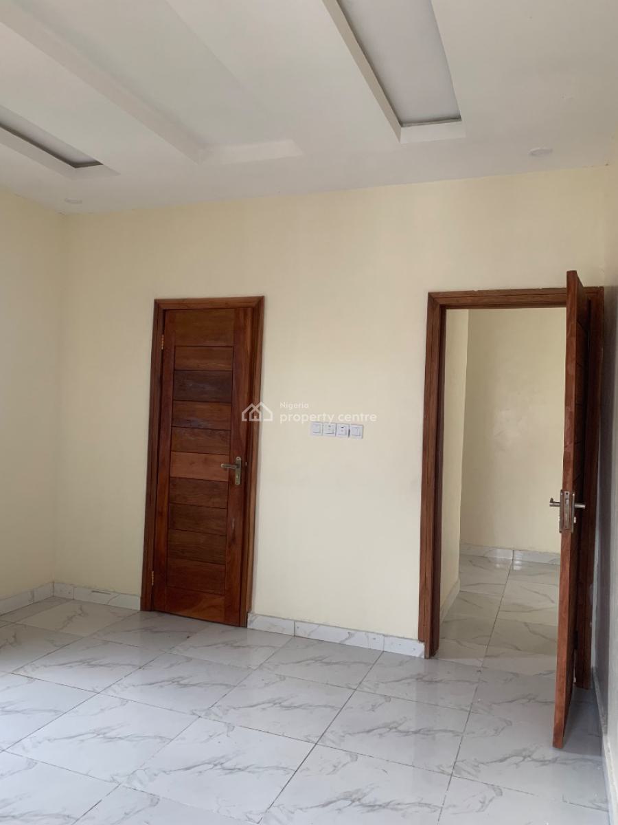 Newly Built Self Serviced 3 Bedroom Flat, Osapa, Lekki, Lagos, Flat / Apartment for Rent