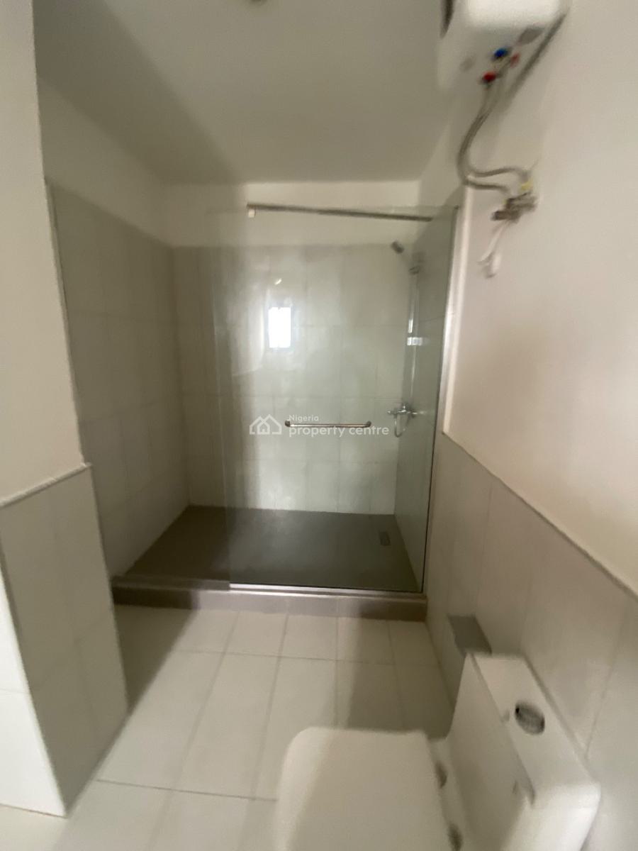 Luxury 4 Bedroom Maisonette, Off Adebayo Doherty, Lekki Phase 1, Lekki, Lagos, Flat / Apartment for Rent