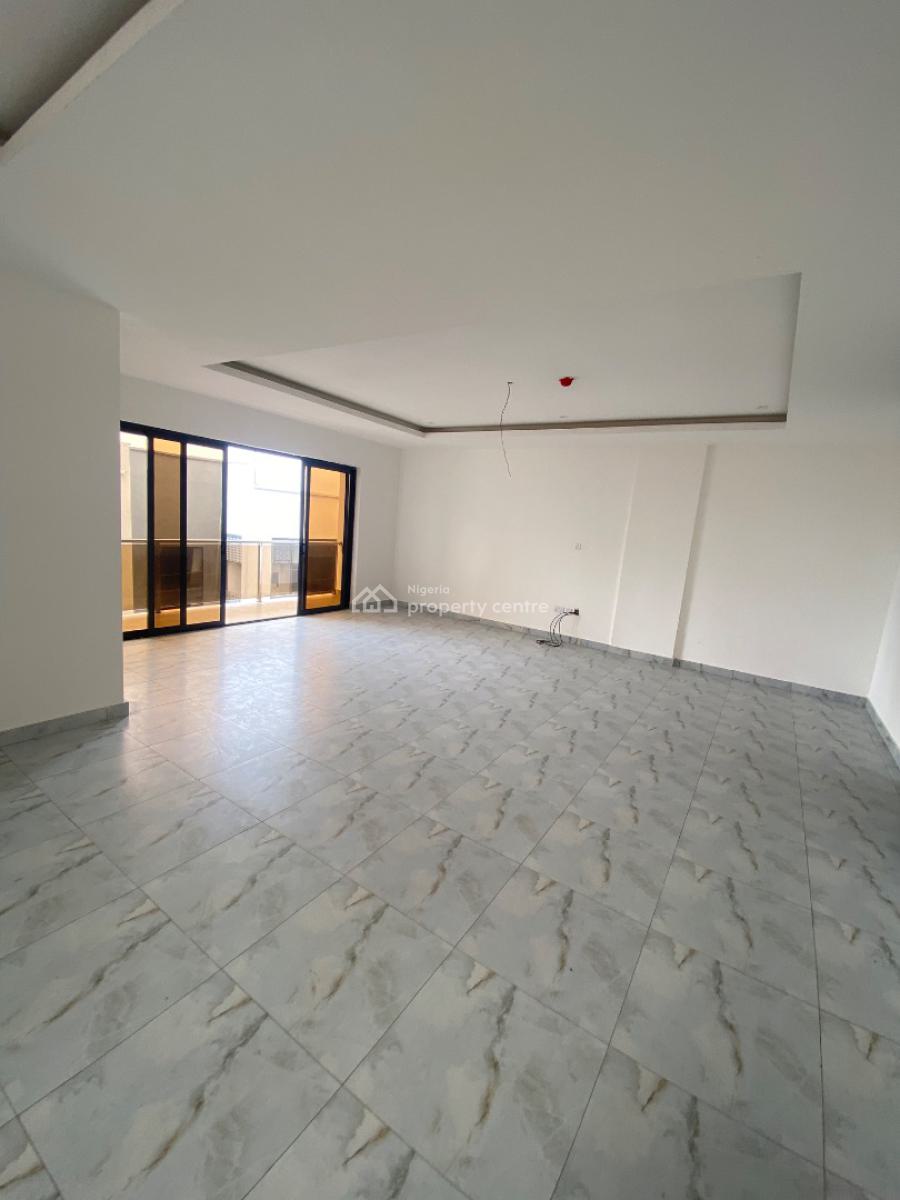 Luxury 4 Bedroom Maisonette, Off Adebayo Doherty, Lekki Phase 1, Lekki, Lagos, Flat / Apartment for Rent