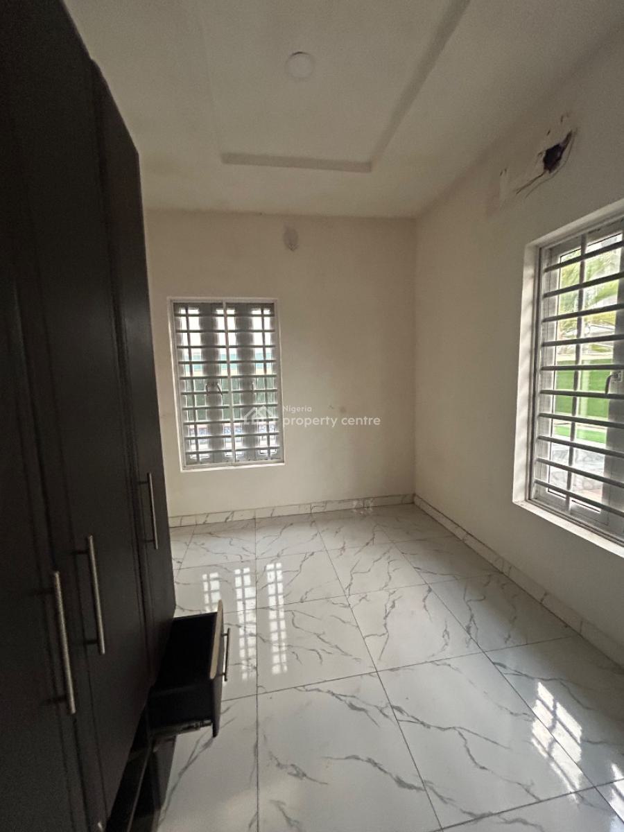 3 Bedroom Ground Floor Flat Massive Living Area with Bq, Oniru, Victoria Island (vi), Lagos, Flat / Apartment for Rent