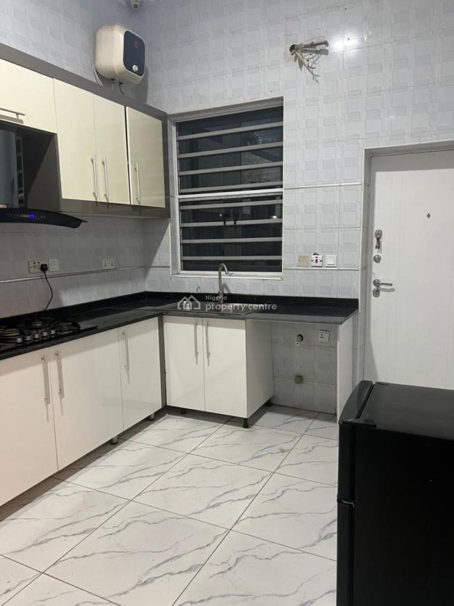 Room Self Contain Shared Kitchen Only, Orchid Road, Lekki Phase 2, Lekki, Lagos, Self Contain (single Rooms) for Rent