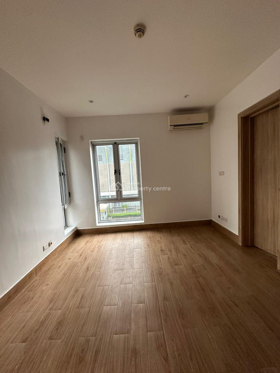 Modestly Built 2 Bedroom Apartment with a Bq and Elevator, Lekki Phase 1, Lekki, Lagos, Flat / Apartment for Rent