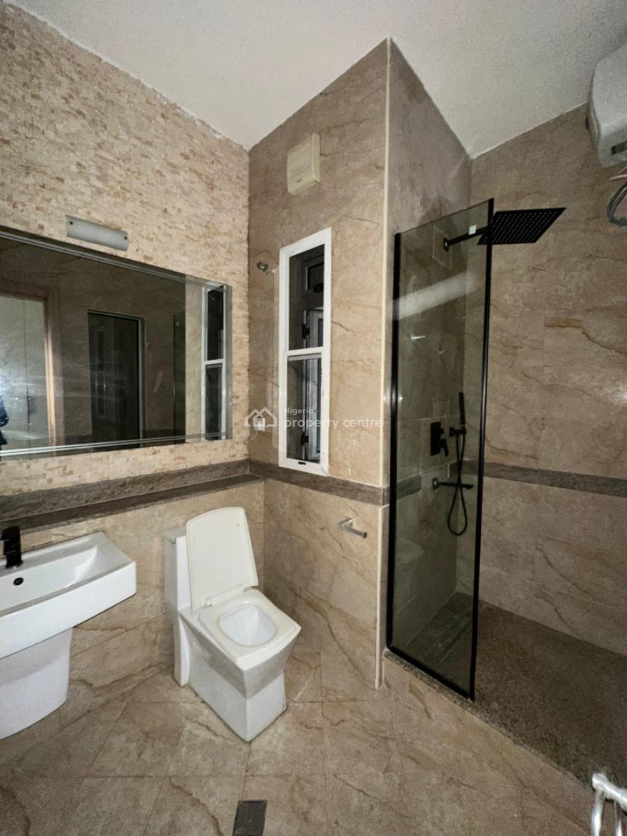 Modestly Built 2 Bedroom Apartment with a Bq and Elevator, Lekki Phase 1, Lekki, Lagos, Flat / Apartment for Rent