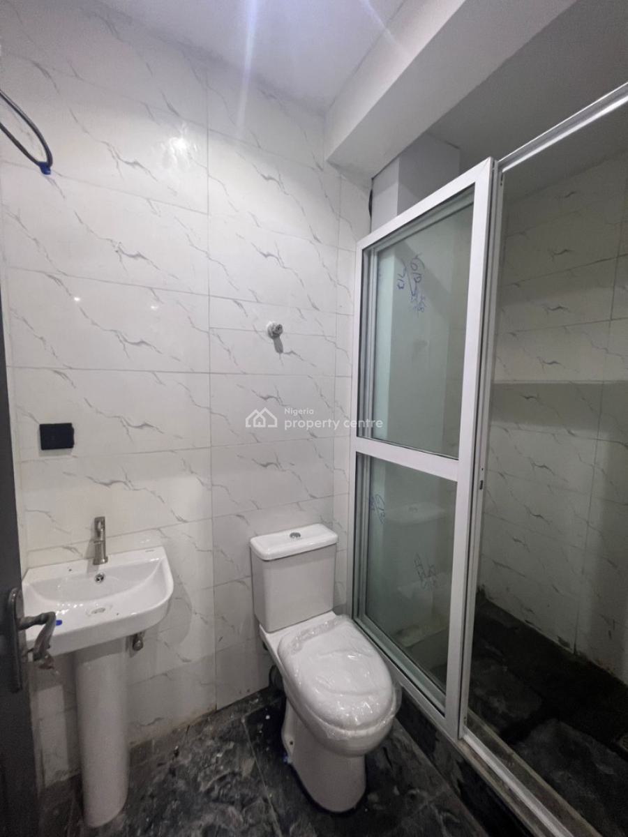 One Bedroom Apartment, Freedom Way, Lekki Phase 1, Lekki, Lagos, Flat / Apartment for Rent