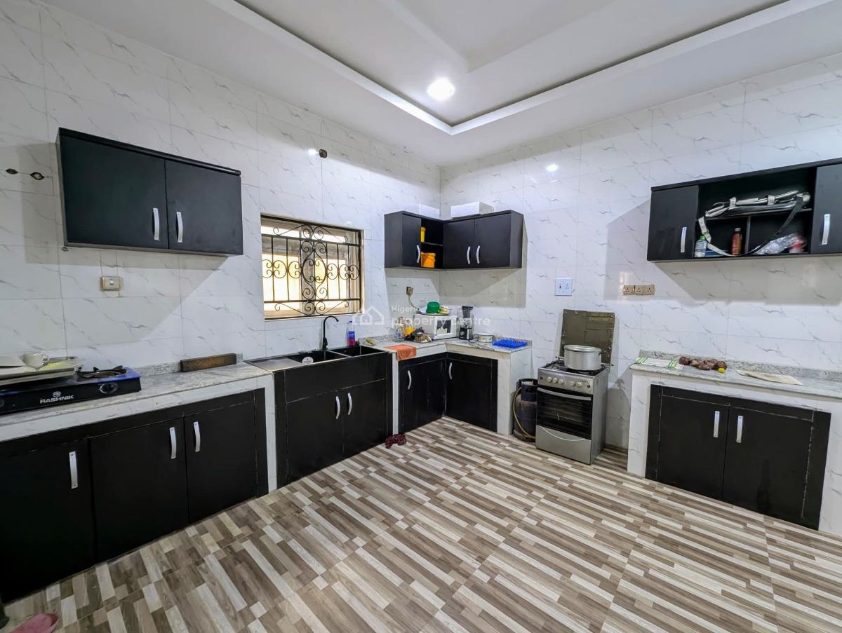 Fantastic Modern  Six (6) Bedroom Detached Duplex, Off Godswill Akpabio International Stadium Road, Uyo, Akwa Ibom, Detached Duplex for Sale