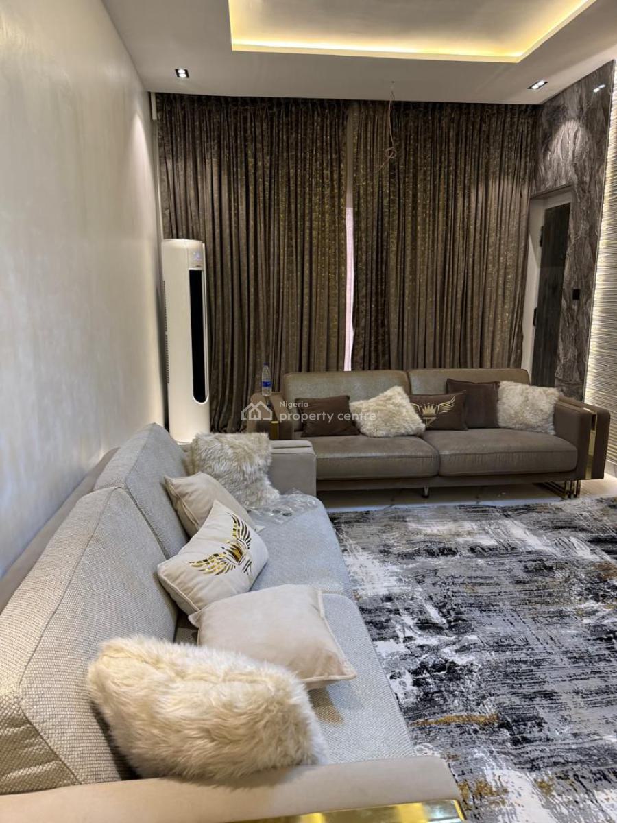 Well Serviced  2 Bedroom Apartment with Central Swimming Pool, Gwarinpa, Abuja, Flat / Apartment Short Let