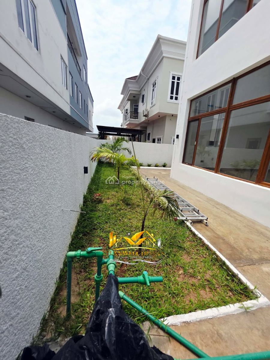 4bedrooms Detached Duplex with 2rooms Bq, Pinnock Beach Estate, Lekki, Lagos, Detached Duplex for Sale