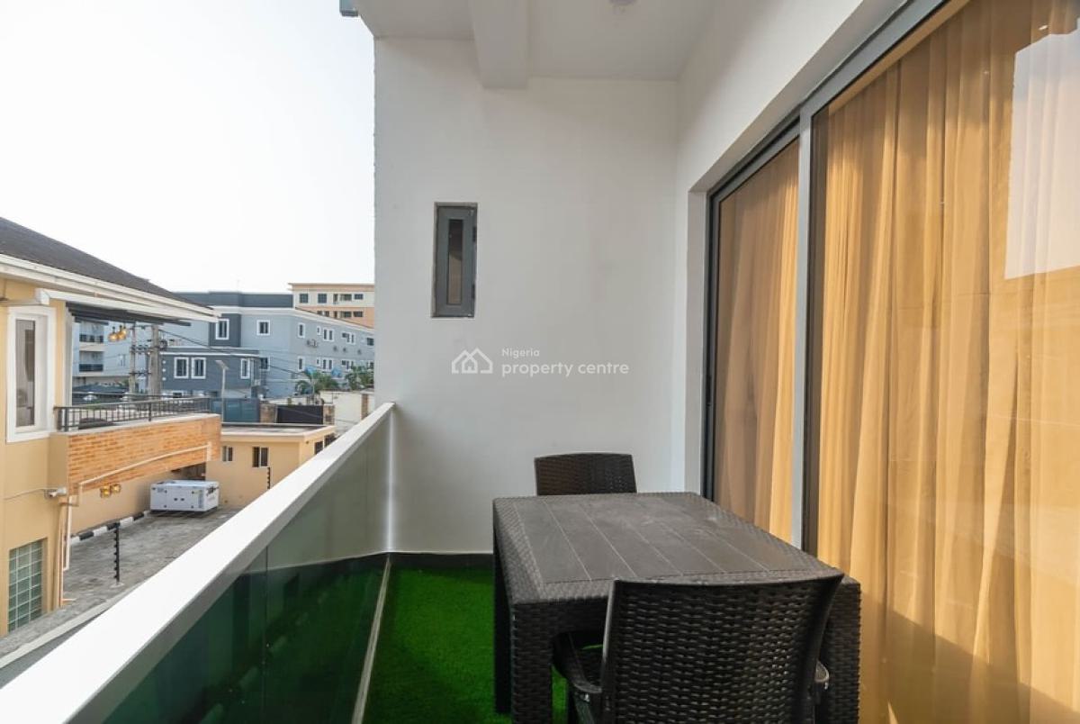 Two Bedroom Apartment, Lekki Phase 1, Lekki, Lagos, Flat / Apartment Short Let