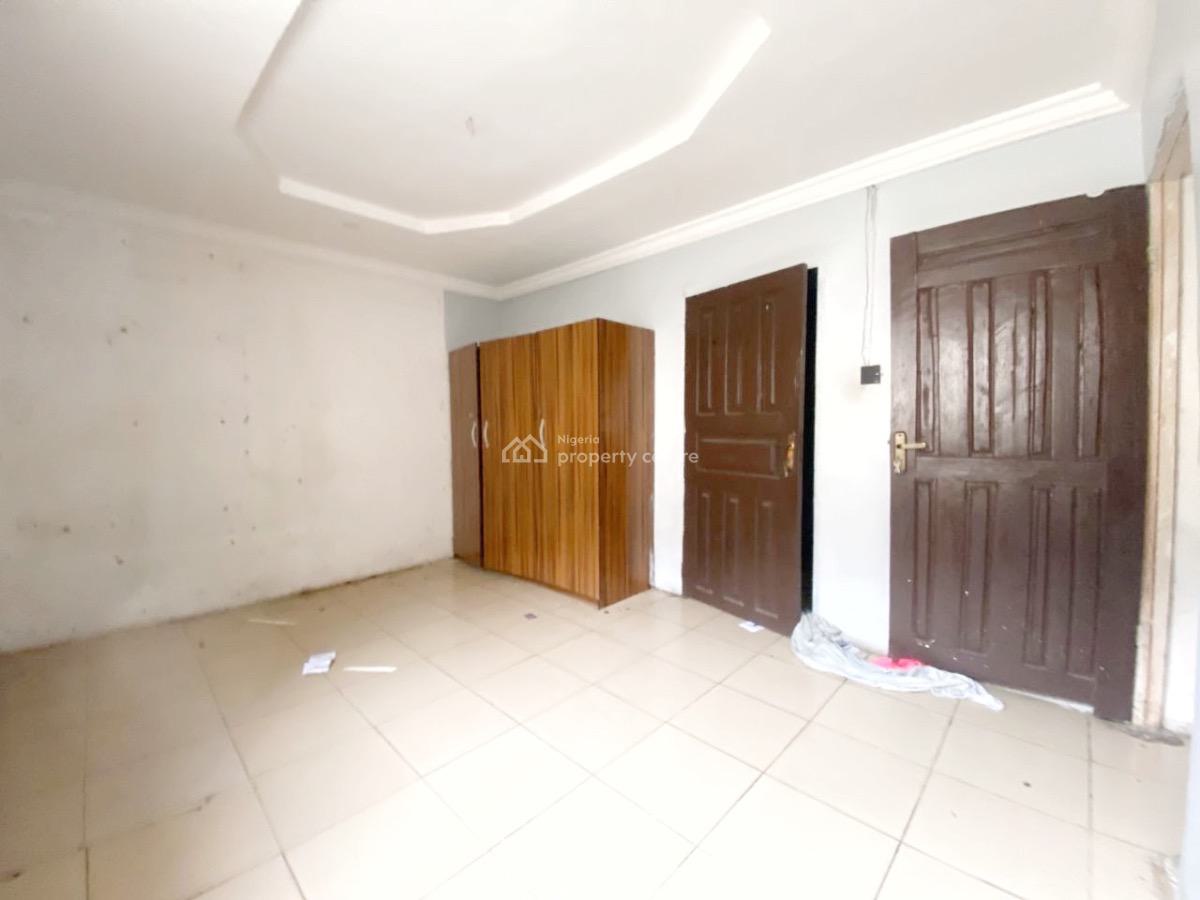a Well Maintained Spacious 2 Bedroom Flat, Gra Phase 2, Magodo, Lagos, Flat / Apartment for Rent