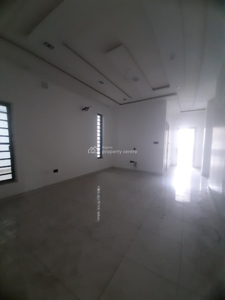 Brand New 2 Bedroom En-suite Flat with Fitted Kitchen/pantrt, Cooker,, Ikate Elegushi, Lekki, Lagos, Flat / Apartment for Sale