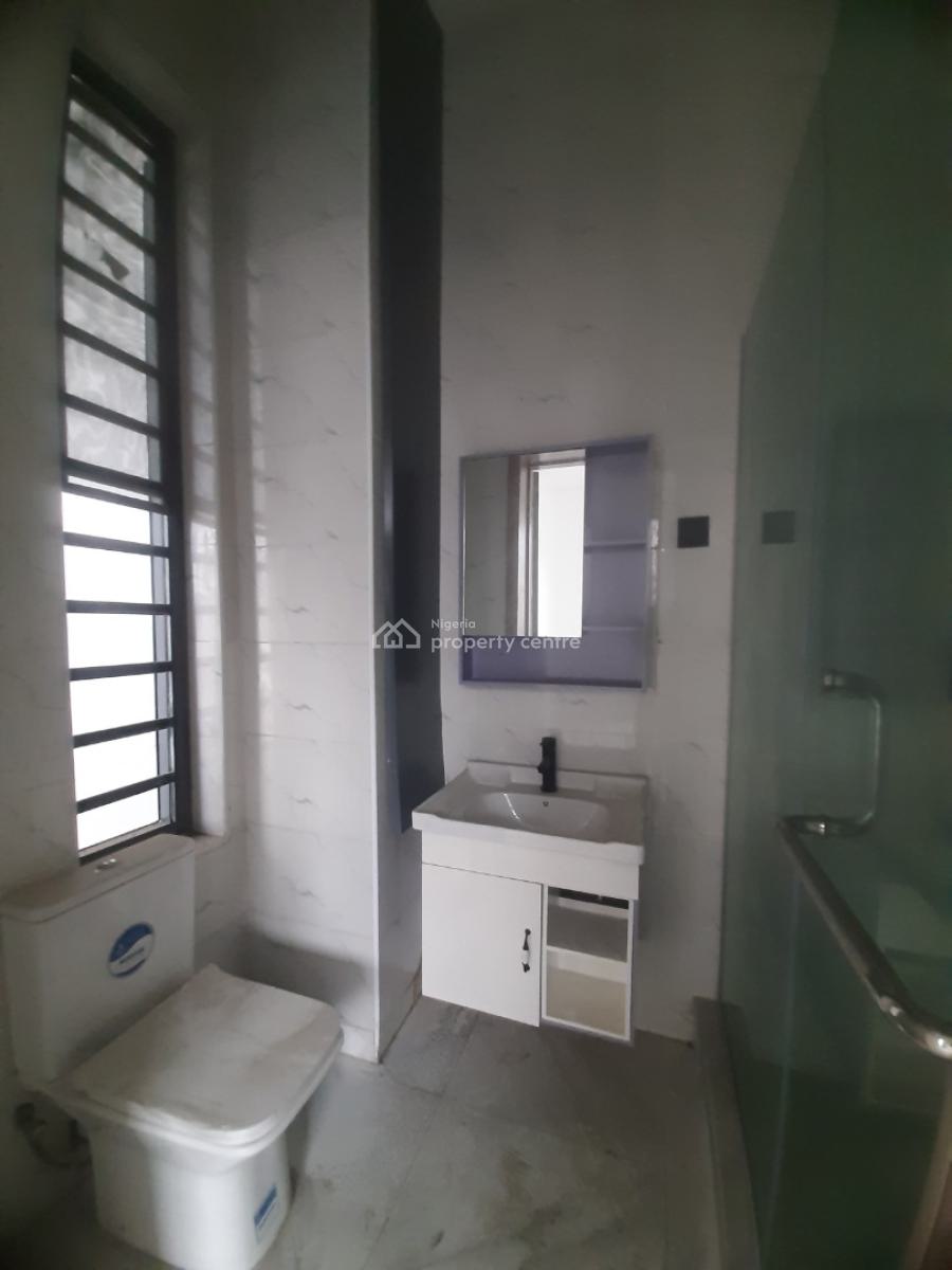 Brand New 2 Bedroom En-suite Flat with Fitted Kitchen/pantrt, Cooker,, Ikate Elegushi, Lekki, Lagos, Flat / Apartment for Sale