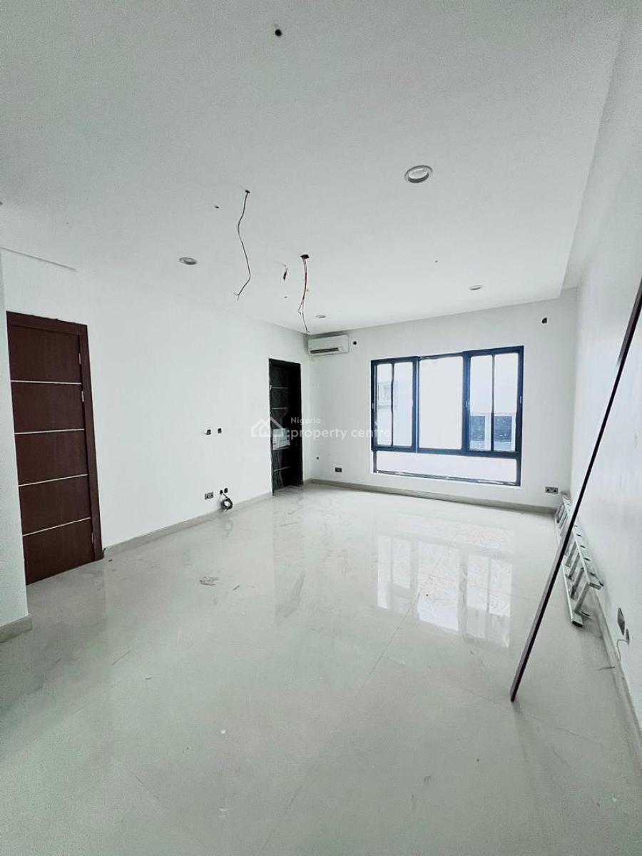 Well  Detailed 6 Bedroom Fully Detached Duplex with Communal Swimming, Ikoyi, Lagos, Detached Duplex for Sale