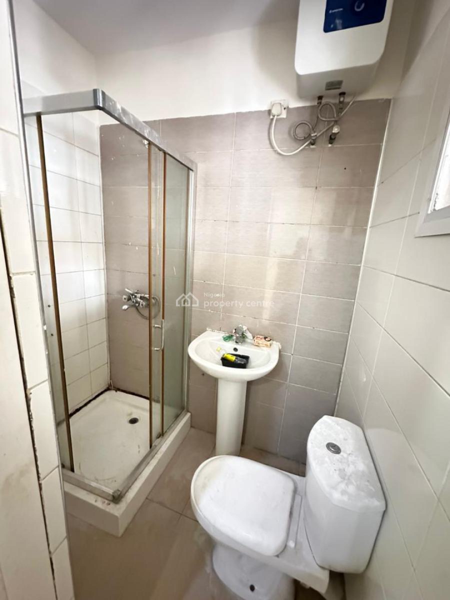2 Bedroom Apartment, Off Emma Abimbola, Lekki Phase 1, Lekki, Lagos, Flat / Apartment for Rent