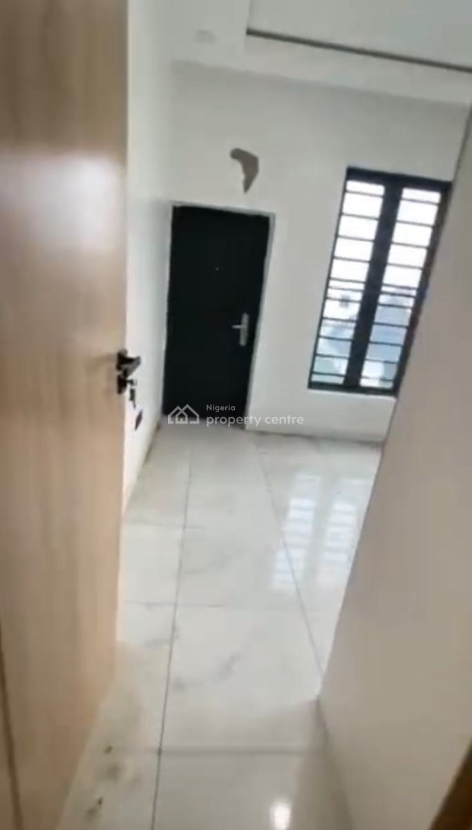 Luxury 2 Bedroom Apartment, Ologolo, Lekki, Lagos, Flat / Apartment for Rent
