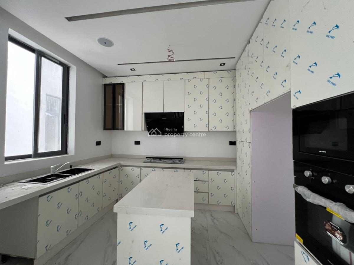 Freshly Built 2 Bedroom Apartment, Off Freedom Way, Lekki Phase 1, Lekki, Lagos, Flat / Apartment for Sale