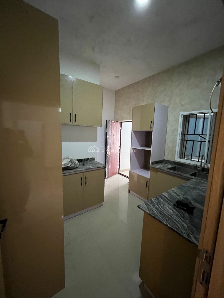 Beautiful Luxury 3 Bedroom Flat Ground Floor with a Self Contain Bq, Abraham Adesanya, Ajah, Lagos, Flat / Apartment for Rent