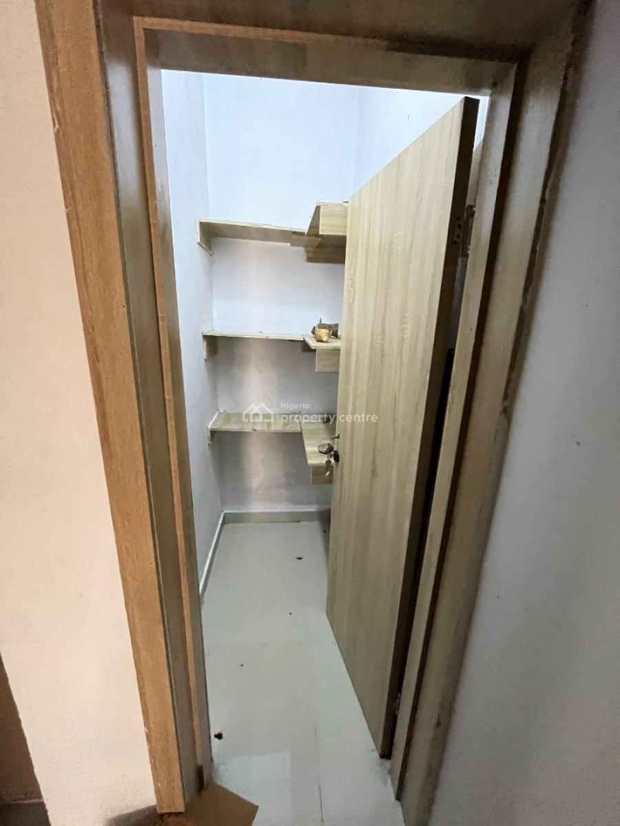 Beautiful Luxury 3 Bedroom Flat Ground Floor with a Self Contain Bq, Abraham Adesanya, Ajah, Lagos, Flat / Apartment for Rent