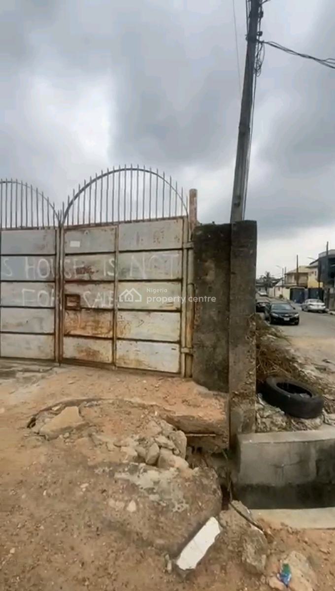 a Solid Dry Land on a Corner Piece Measuring Approximately, Sosanya Street, Soluyi, Gbagada, Lagos, Land for Sale