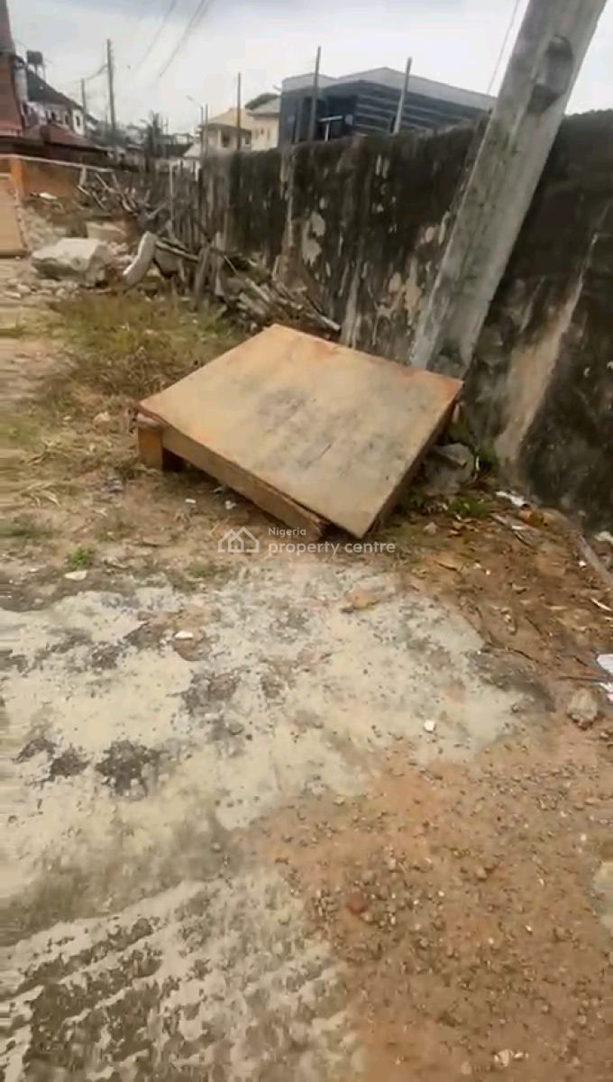 a Solid Dry Land on a Corner Piece Measuring Approximately, Sosanya Street, Soluyi, Gbagada, Lagos, Land for Sale