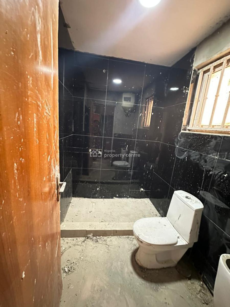 Spacious Self Serviced 2 Bedroom Apartment, Off Fola Osibo, Lekki Phase 1, Lekki, Lagos, Flat / Apartment for Rent