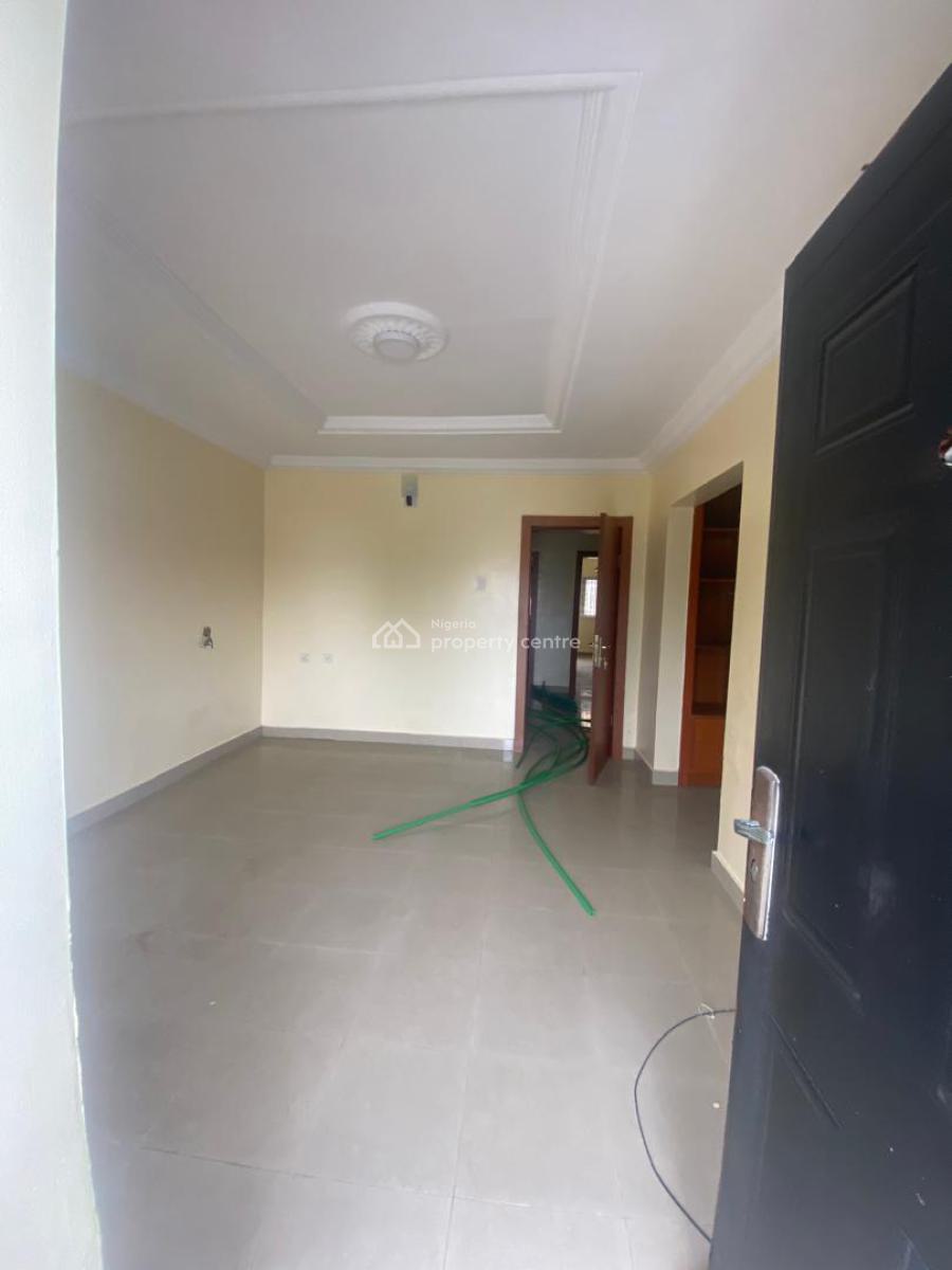 Newly Revamped Serviced 3 Bedroom Terrace Duplex, By Admiralty Way, Lekki Phase 1, Lekki, Lagos, Terraced Duplex for Rent